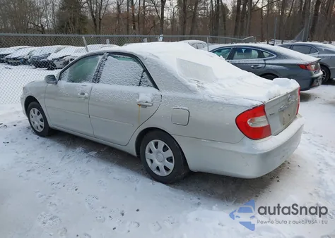 2004 Toyota Camry Le from USA, damaged, VIN 4T1BE32K74U927095